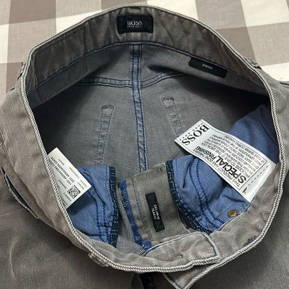 Huge Boss - Delaware, Slim Fit Stretch (Men‘s 29/34) - Picture 9 of 12